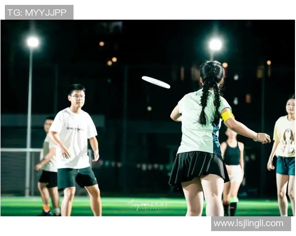 飞盘竞技新视角：深入剖析杭州飞盘队员的个人能力与团队协作