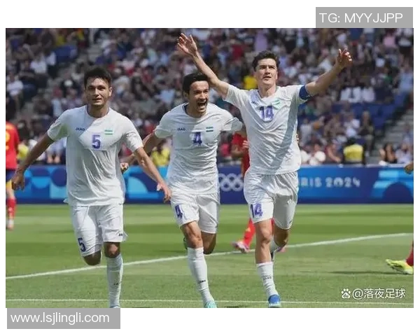 8月3日足球界的传奇人物与当日精彩赛事回顾